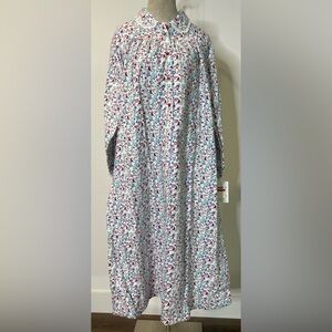 Lanz of Salzburg Flannel Cardinal and Hearts Nightgown
